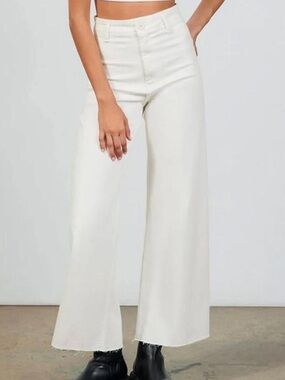 ZARA High-Waist Wide Leg White Jeans